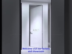 Gleichfarbiger Rahmen und Verschluss